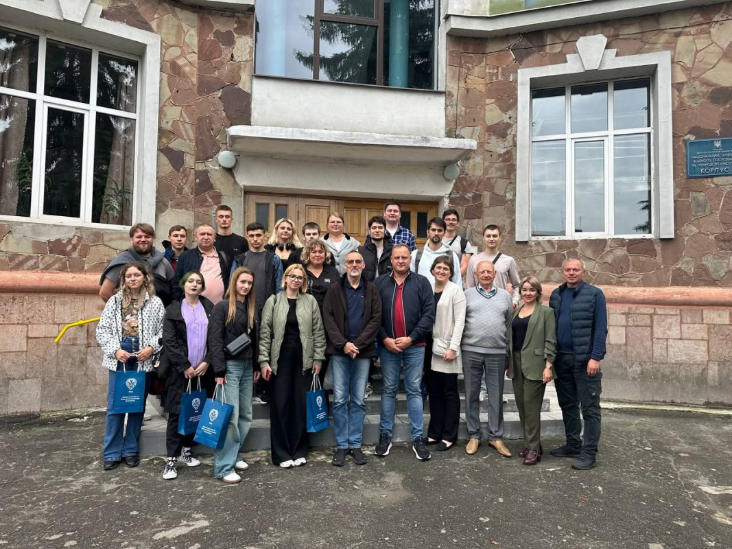 Фото з Літньої школи