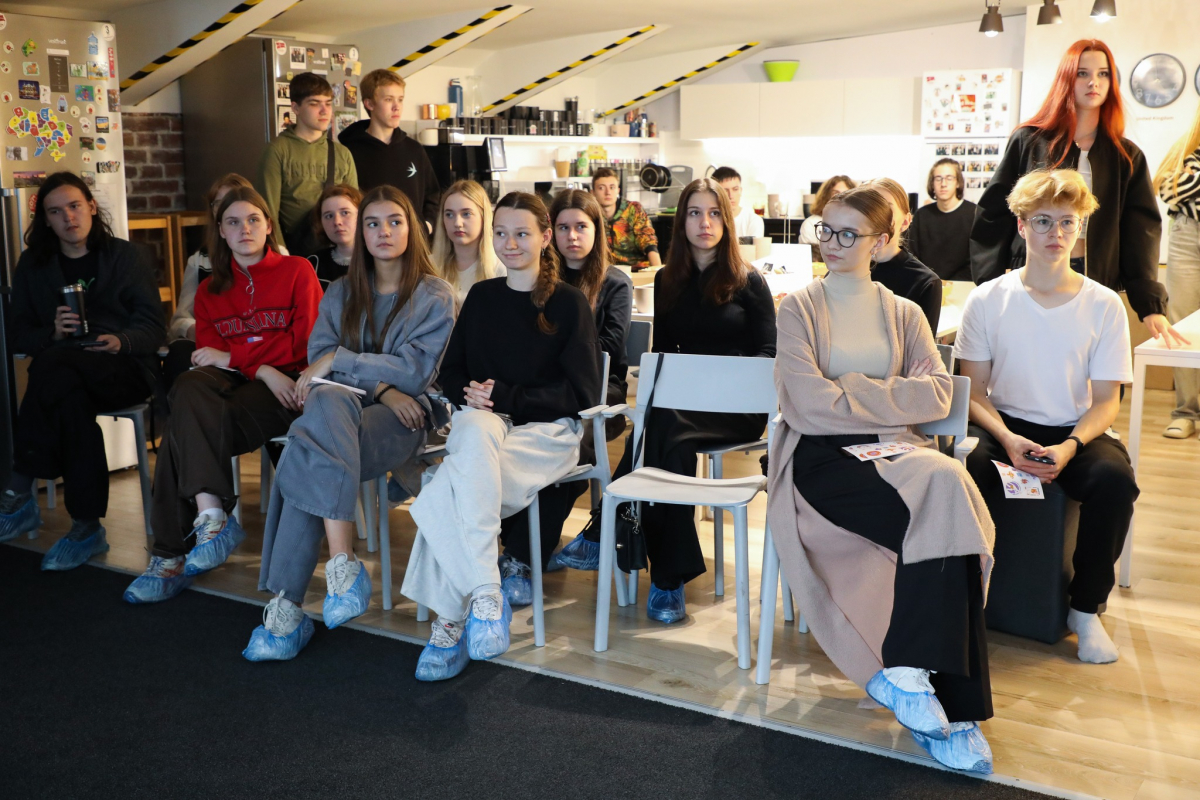 Фото з відвідин компанії