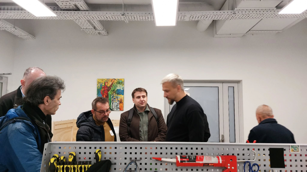 Фото з відвідин центру