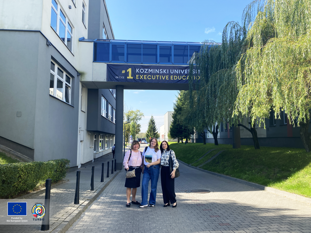 Фото з конференції у Польщі