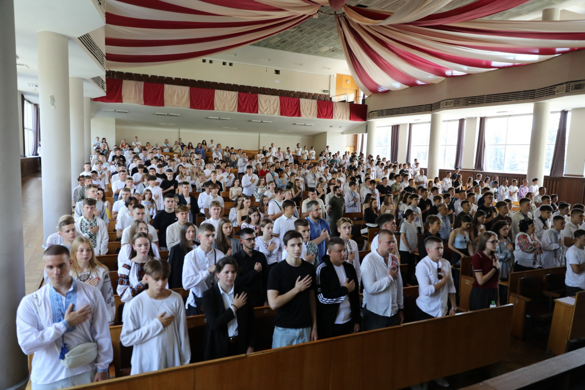 Фото з урочистої посвяти