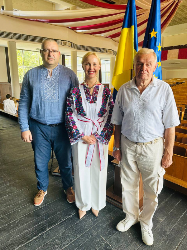 Фото з урочистої зустрічі