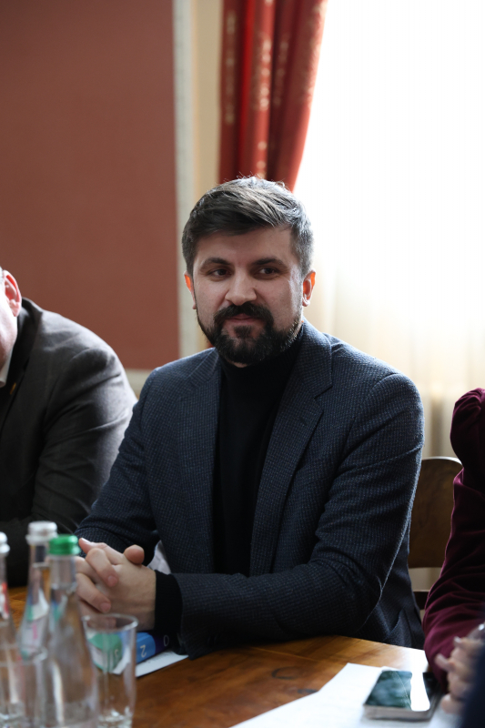 Фото з підписання меморандуму про співпрацю