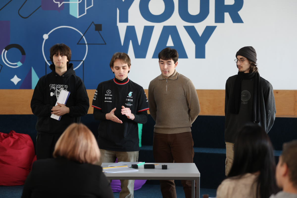 Фото із захисту робіт