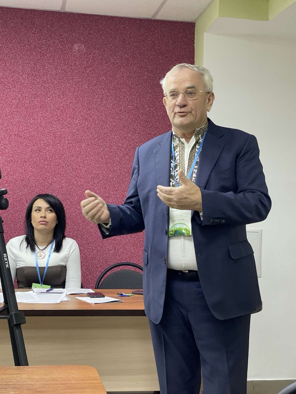 Фото із симпозіуму