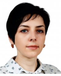 професор Леся Кучер