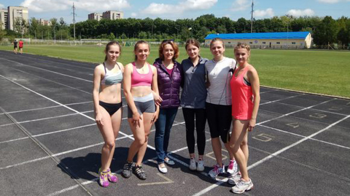 легкоатлетки