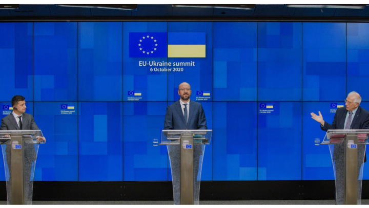 Володимир Зеленський, Шарль Мішель, Жозеп Боррель на сесії ХХІІ Саміту між Україною та Європейським Союзом
