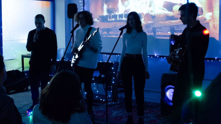 Фото з акустичного вечора від ІНЕМ