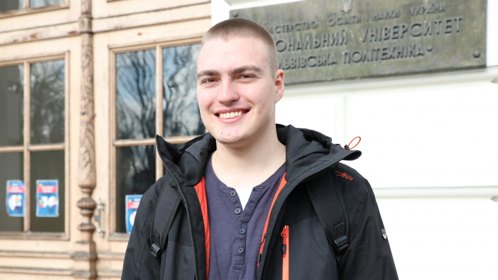Студент ІХХТ Богдан Бережний