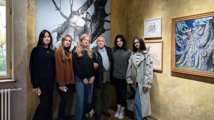 Фото з виставки