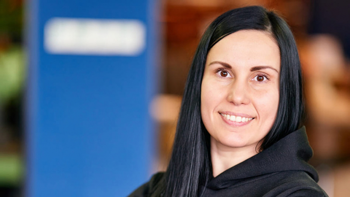 Олена Крутоголов