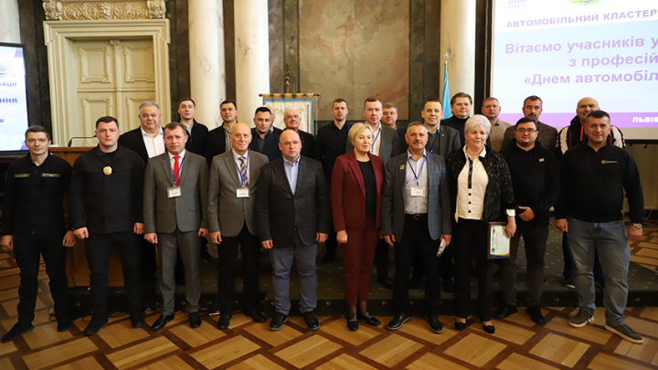 Фото з урочистостей у Львівській політехніці