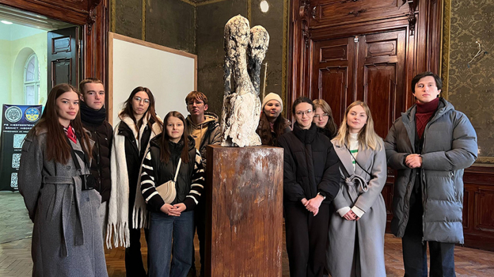 Фото з виставки