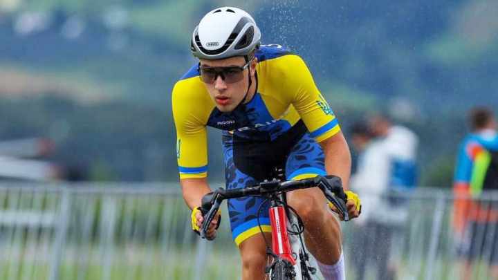 Тарас Іваник