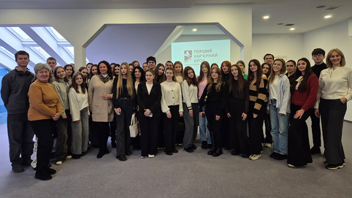 Фото з відвідин ЛМР