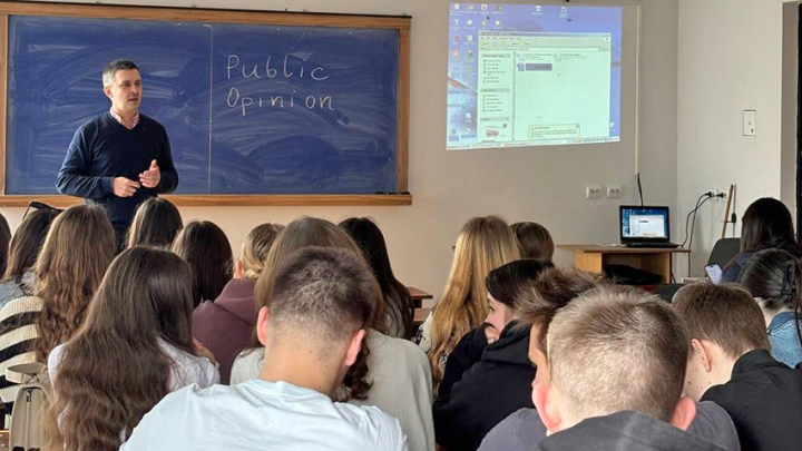 Фото із Дня відкритих дверей