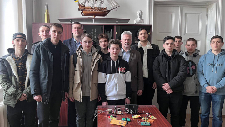 Фото із презентації