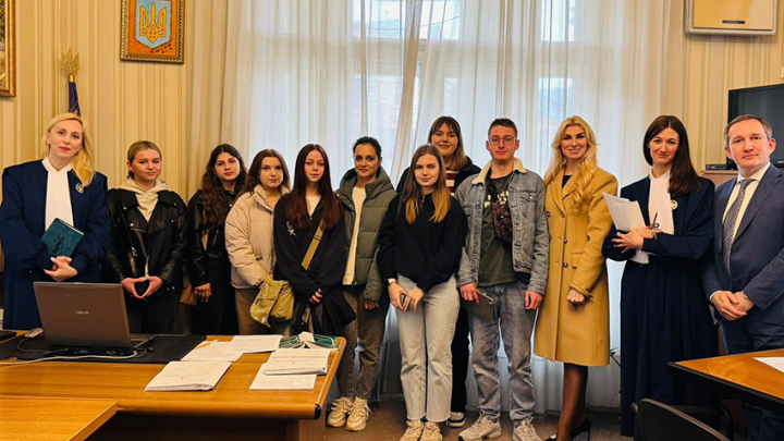 Фото з відвідин суду