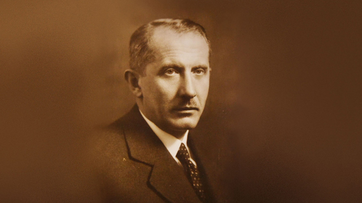 Фрагмент обкладинки монографії