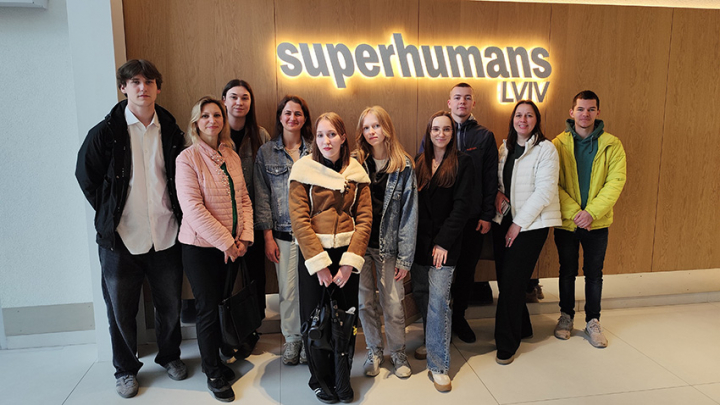 Фото з відвідин центру