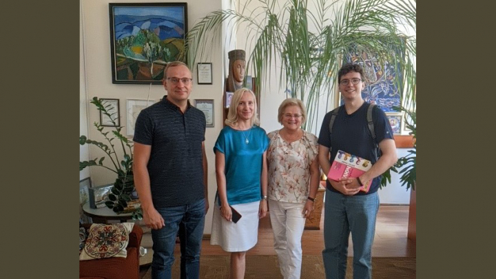 Фото із зустрічі у МІОКу