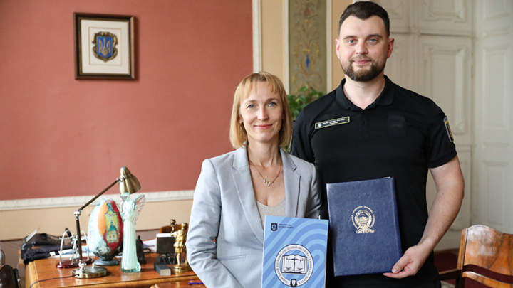 Фото з підписання угоди про співпрацю