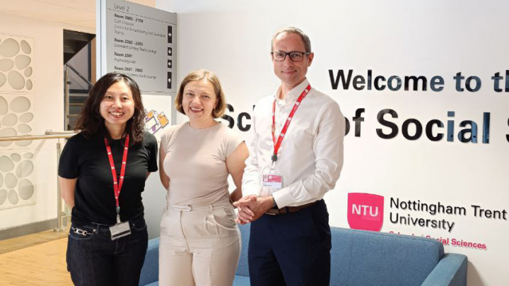 Фото з відвідин Великобританії